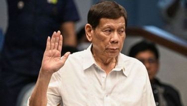 Former Philippine president Rodrigo Duterte takes an oath as he attends a senate probe on the drug war during his administration, in Manila on October 28, 2024. Former Philippine president Rodrigo Duterte strongly defended his deadly drug war as he testified October 28 at a senate probe of the crackdown. Police said the campaign left more than 6,000 people dead, but rights groups estimate tens of thousands of mostly poor men were killed by officers and vigilantes, often without proof they were linked to drugs.