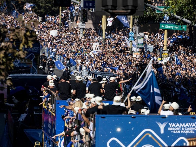 Dodgers celebrate World Series win with long-awaited parade