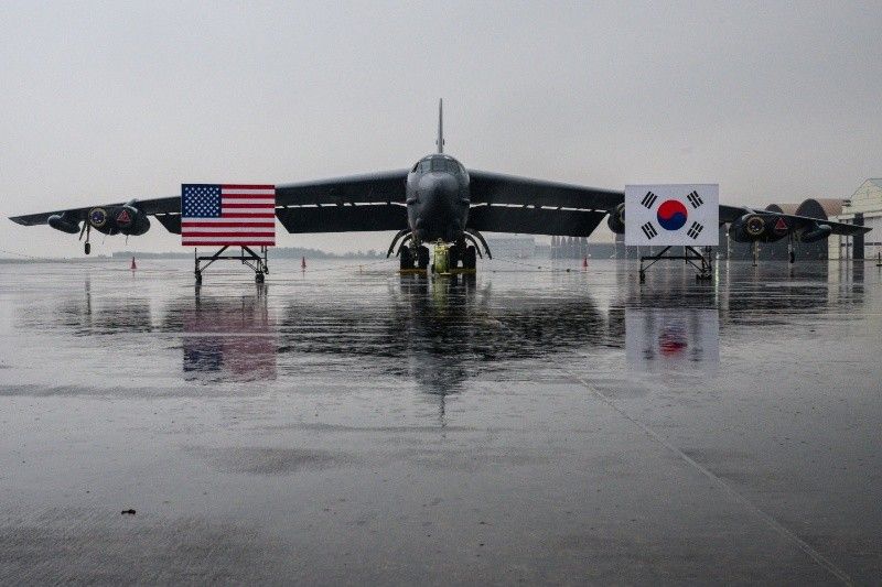 US nuclear bomber joins air drill with South Korea, Japan