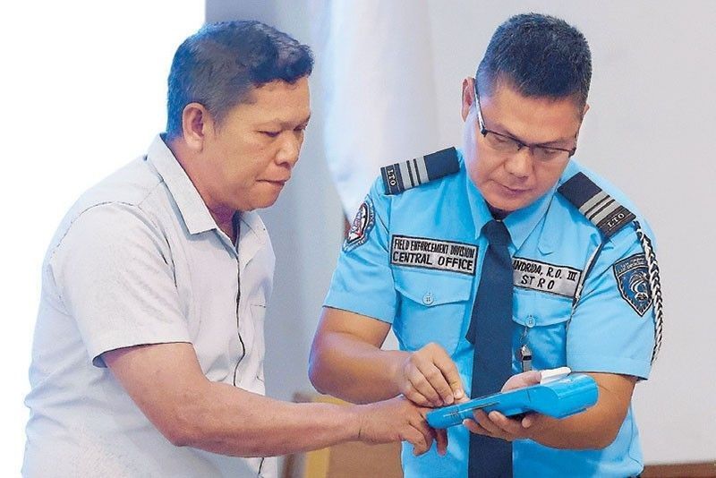 Sherwin evasive on SUV: Leave it to LTO