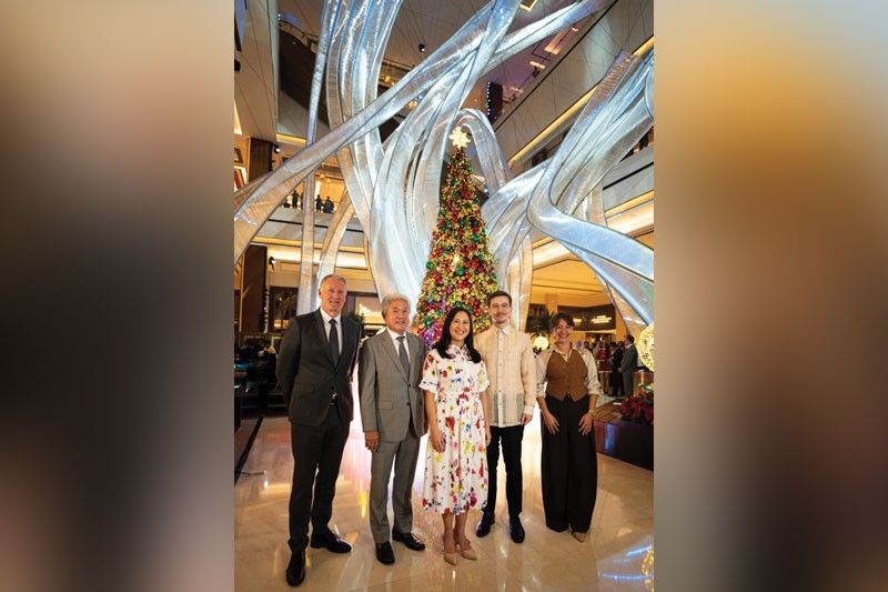 Itâs Christmas at Solaire Resort