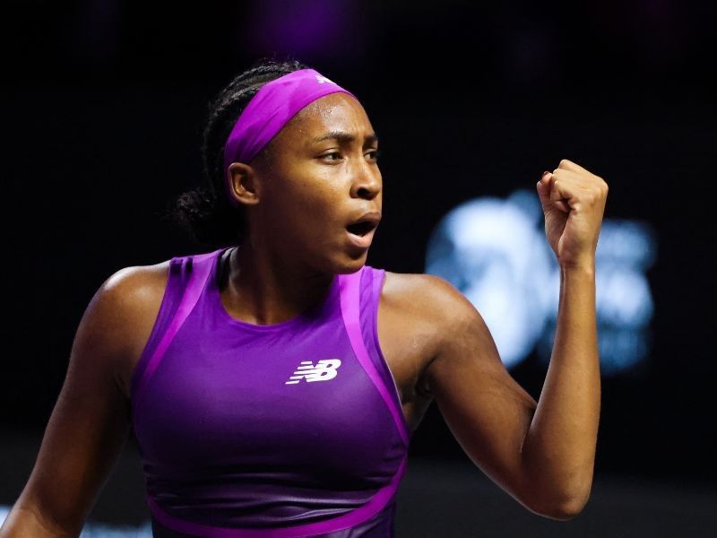 Gauff sets up decider with Zheng at WTA Finals