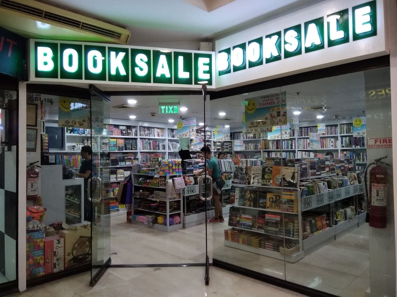 Booksale closing down some branches, entering 'new chapter'