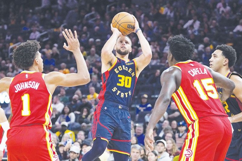 Hawks pinulutan ng Warriors