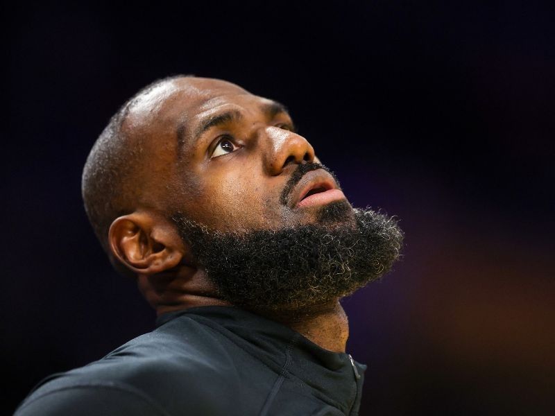 LeBron going on social media hiatus over 'negative takes'