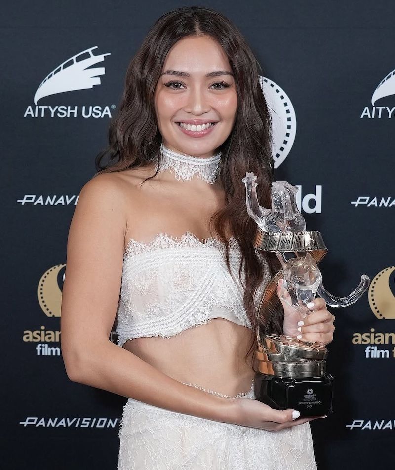 Kathryn Bernardo receives Rising Star award at 10th Asian World Film Festival