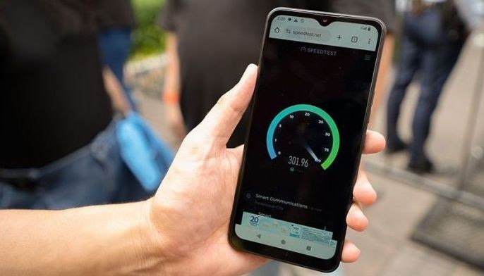 Smart rolls out TNT 5G Max in Taguig