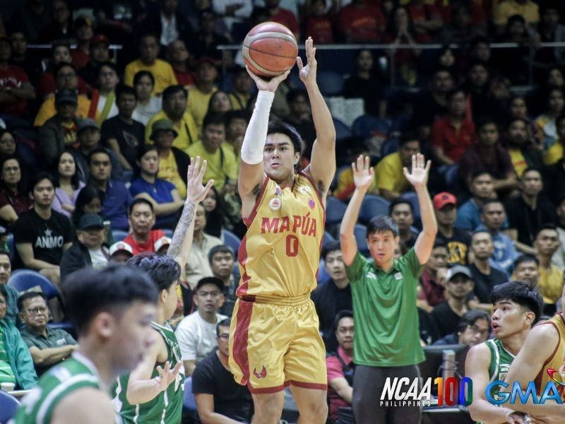 Escamis takes over as Cardinals close in on historic NCAA crown