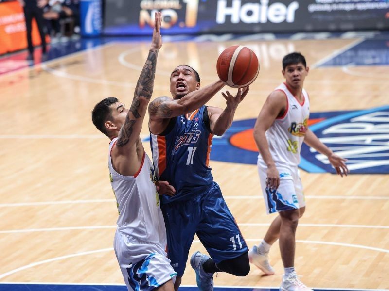 Bolts overcome Painters despite losing import to injury