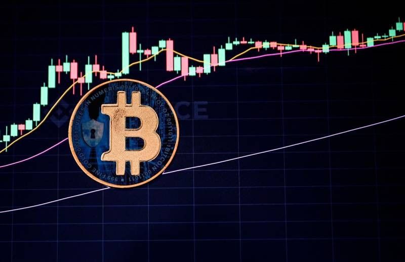 Bitcoin breaks $100,000, Seoul retreats as traders eye South Korea drama