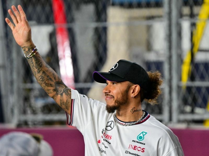 Hamilton bids farewell to Mercedes as Ferrari vie for title