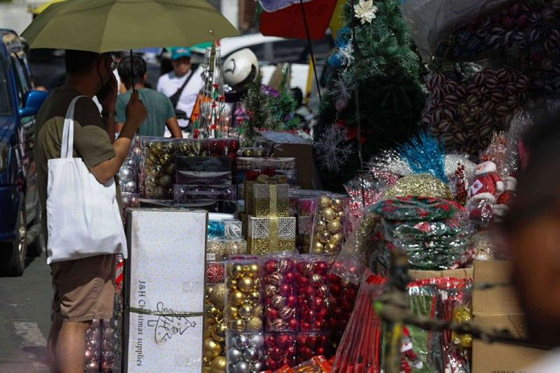 Publiko pinag-iingat sa Â­paggamit ng Christmas lights