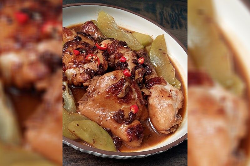 Recipe: Soy Chicken with Raisins