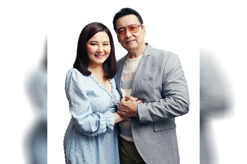 Lito Lapid shares familyâs reaction to âlove teamâ with Lorna Tolentino