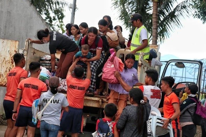 Forced evacuation iniutos na sa Bulkang Kanlaon