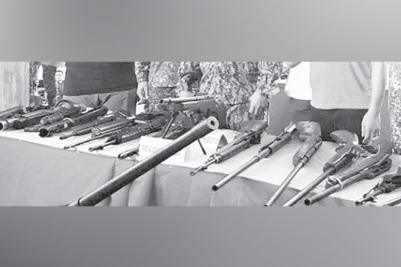 19 combat weapons isinuko sa Maguindanao del Norte