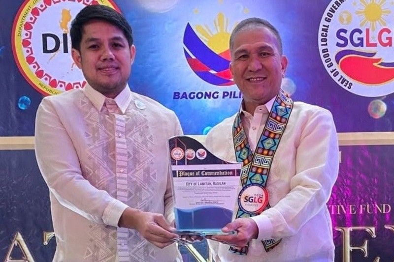 Lamitan City LGU gets 7th vaunted SGLG award