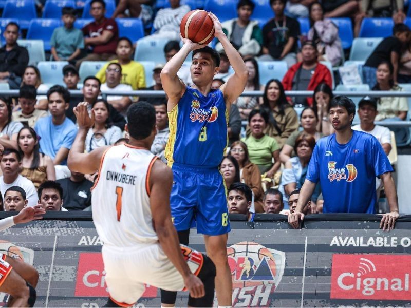 On-fire Oftana gains PBA Player of the Week citation