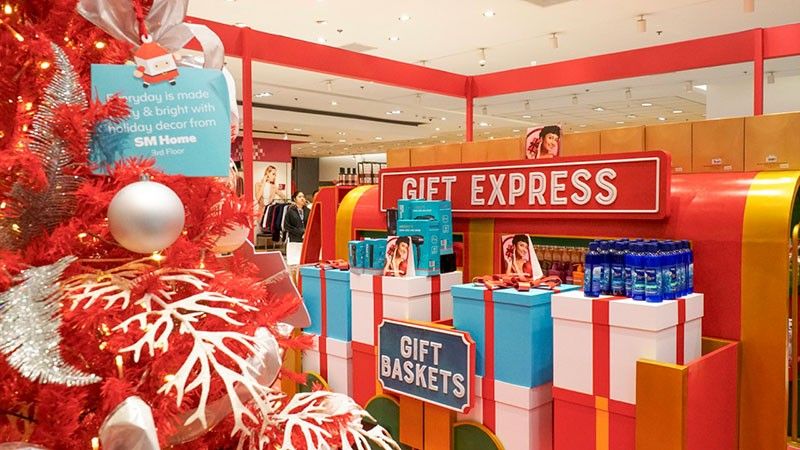 Unwrap the joy of gift giving with SM Beautyâs Holiday Gift Express