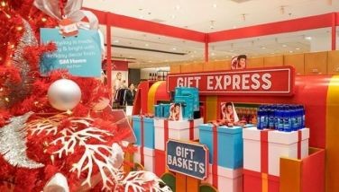 Unwrap the joy of gift giving with SM Beautyâs Holiday Gift Express