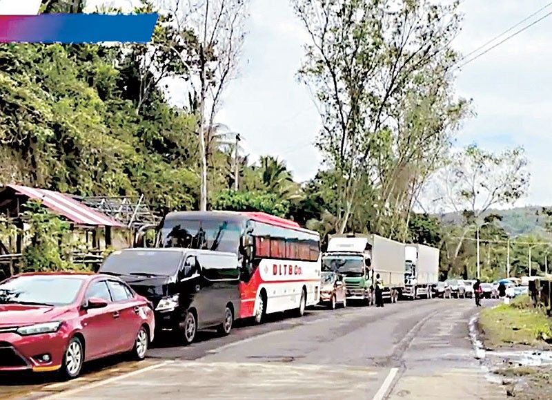 More cops off to Camarines Sur to help ease traffic chaos