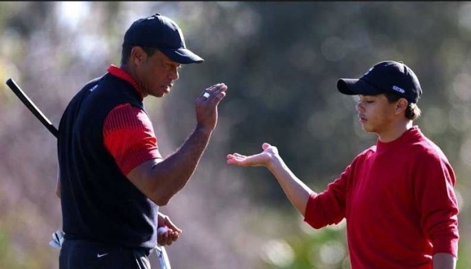 Tiger teams up with son Charlie in Orlando