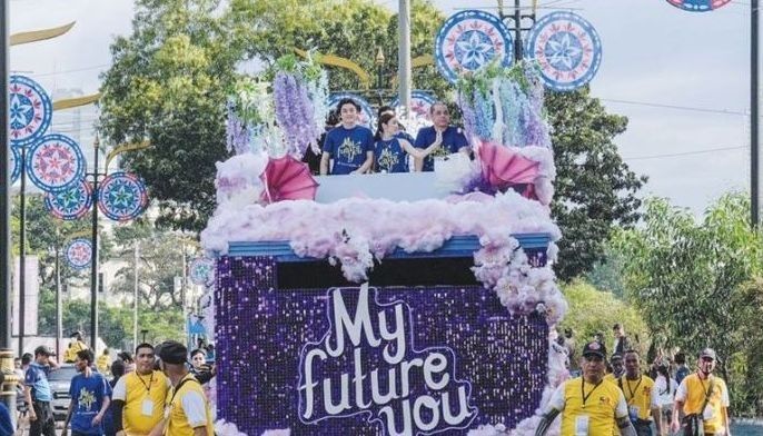 MMFF parade, nagpatalbugan ng float