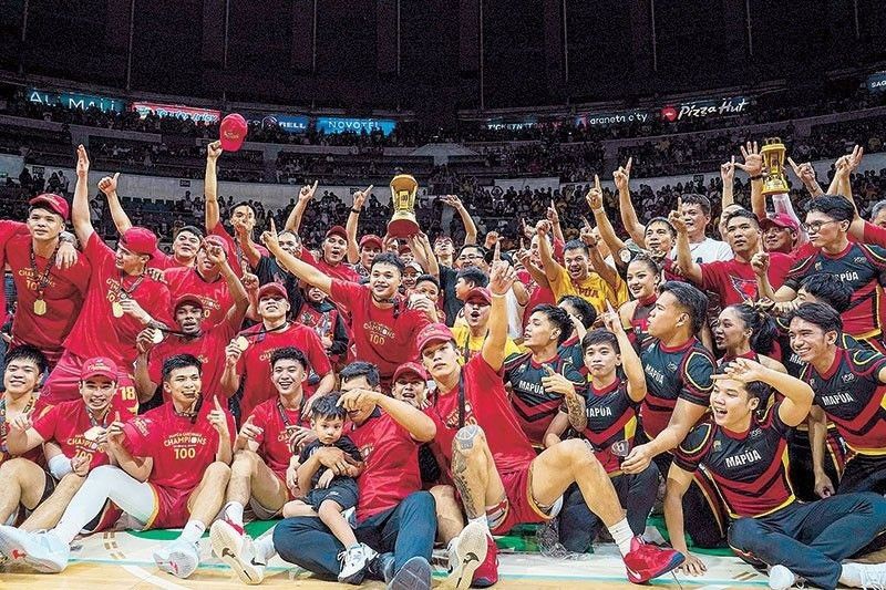 Holiday, bonding trips for NCAA champions