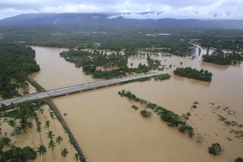 Floods hit Philippines areas: 1 dead