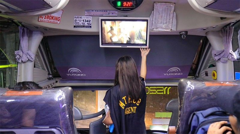 Bus operators binalaan sa pagpapalabas ng malalaswa