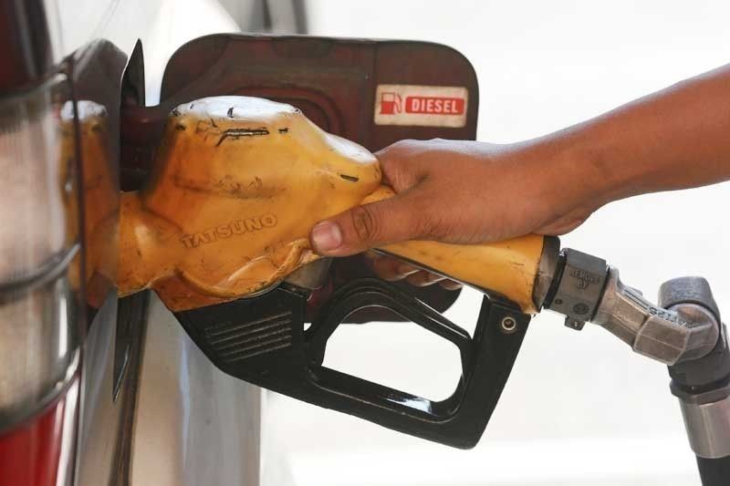 Oil price  rollback ngayong New Year â DOE