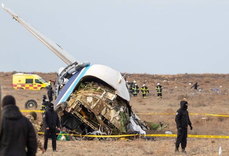 Putin apologizes to Azerbaijan without claiming responsibility in plane crash