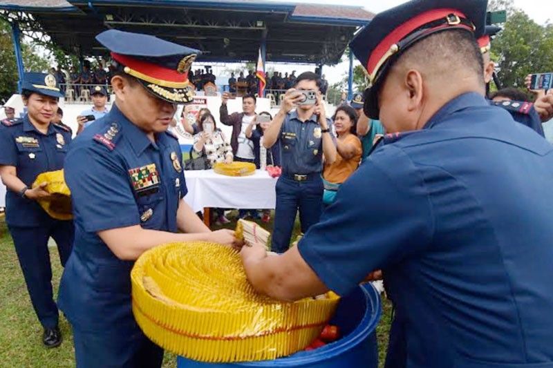 Higit 19K paputok samsam sa crackdown sa Calabarzon