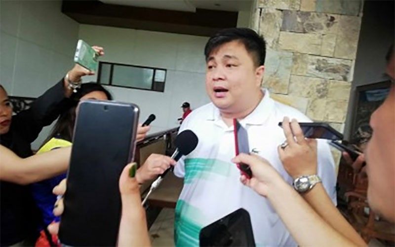 Antique town mayor’s suspension voided