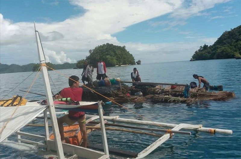 2 boats collide off Surigao del Sur; tourist Injured