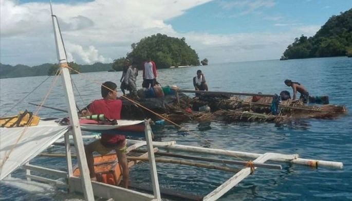 2 boats collide off Surigao del Sur; tourist Injured