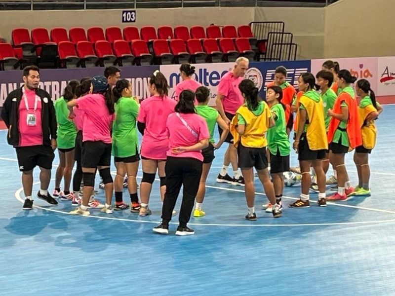 Hermans reaffirms commitment as Philippine women's futsal squad begins training