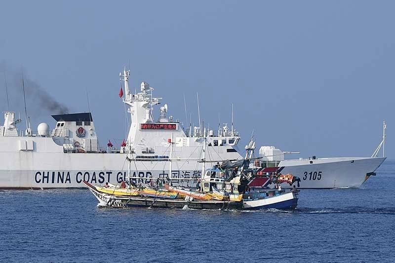 Philippines fishers urged: Ignore China âmonsterâ