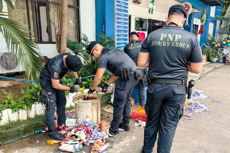 Police seize over P60,000 worth of illegal firecrackers