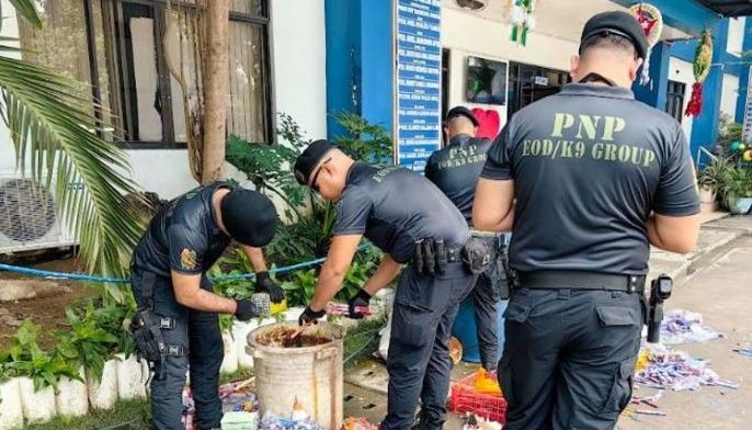 Police seize over P60,000 worth of illegal firecrackers