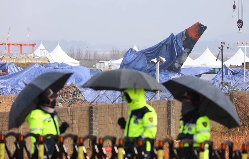 South Korea rival parties form plane crash task force