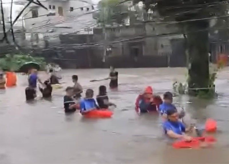 Baha, landslide bumulaga sa Bicol, klase at trabaho sinuspinde