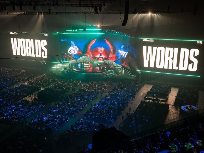 League of Legends announces venues of major esports tourneys through 2027