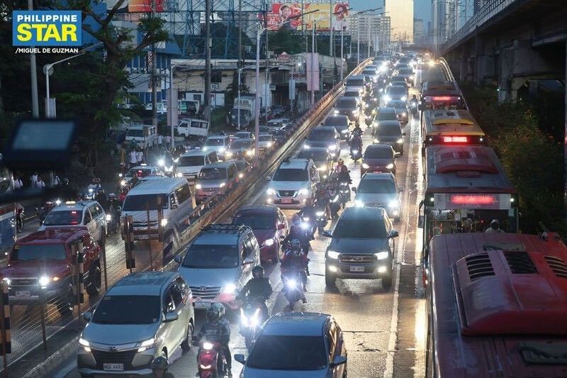 85 motorista huli ng LTO sa paggamit ng wasak na gulong ng sasakyan