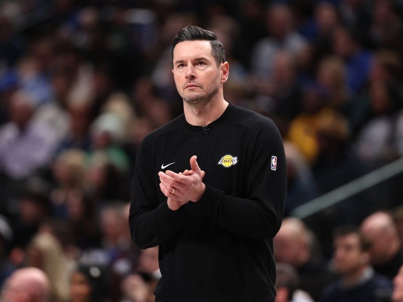 Lakers coach Redick hopes team's return can 'give people hope'