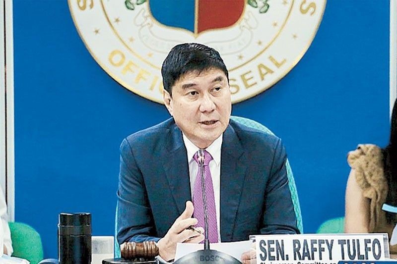 Dismissal ng riders na non-pro lisensiya, binatikos ni Tulfo