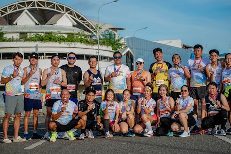 DPWH Run Club nakatagamtam og kalamposan sa Cebu Marathon