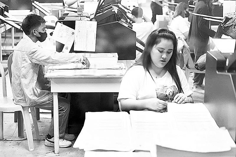 6 milyong balota nasayang sa TRO ng SC - Comelec