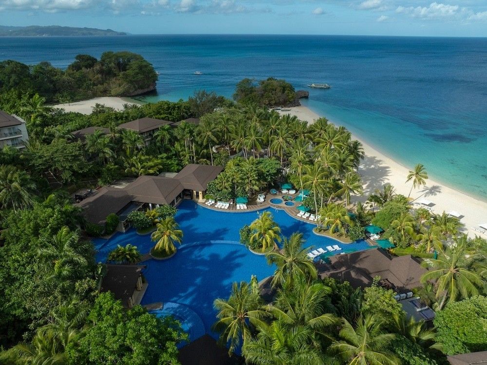 Boracay resort features lush property, turtle sightings manned by green warriors