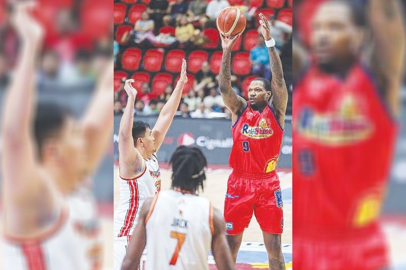 E-Painters humirit ng playoff berth